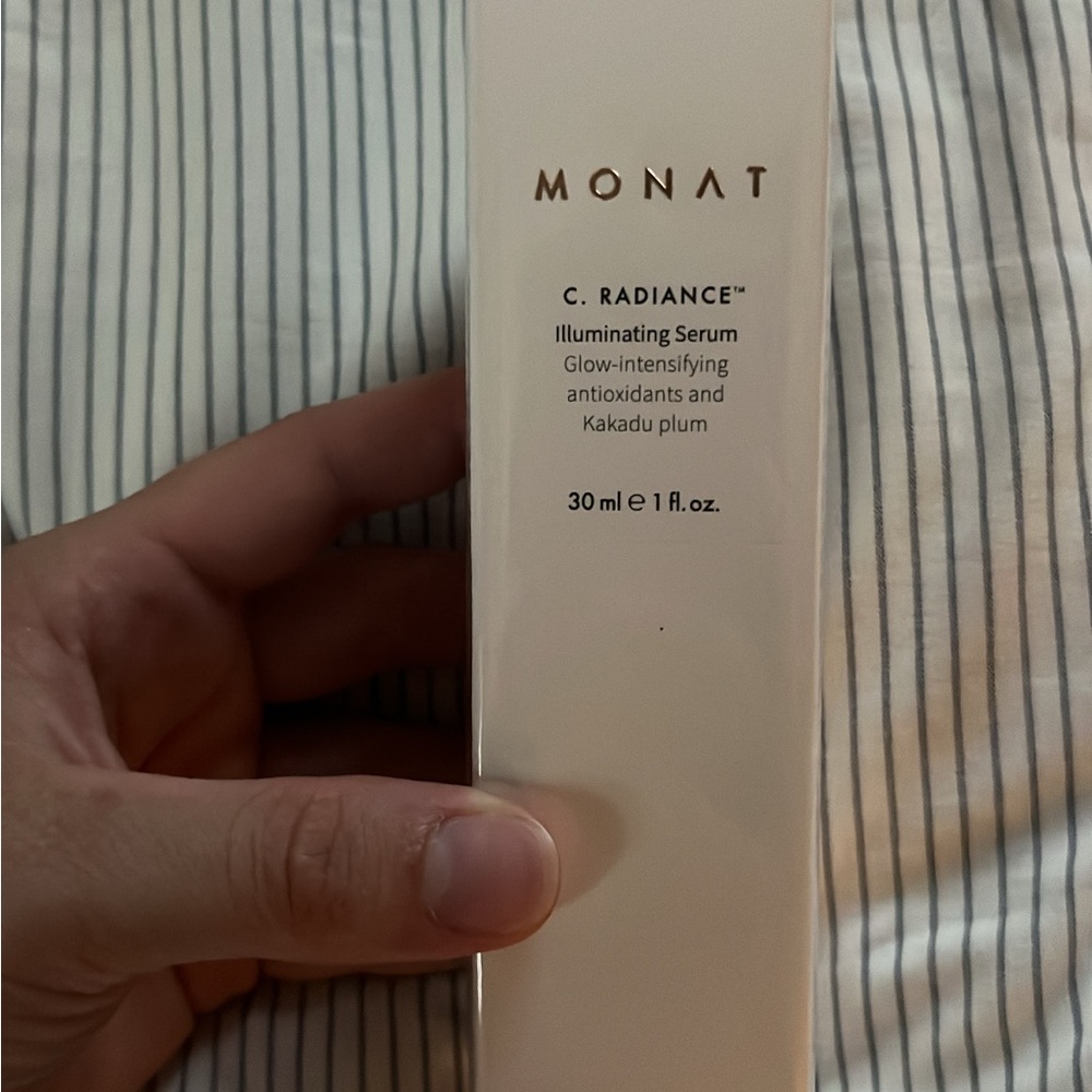 MONAT C. Radiance Illuminating Serum — White